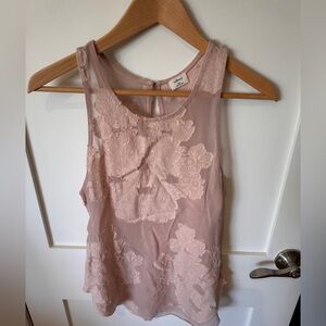 Aritzia Wilfred, pale pink floral tank top